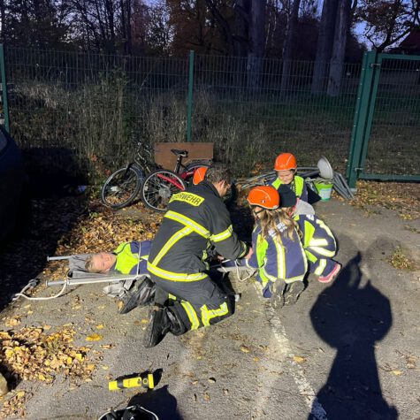 Einsatzübung Jugendfeuerwehr Bretnig-Hauswalde
